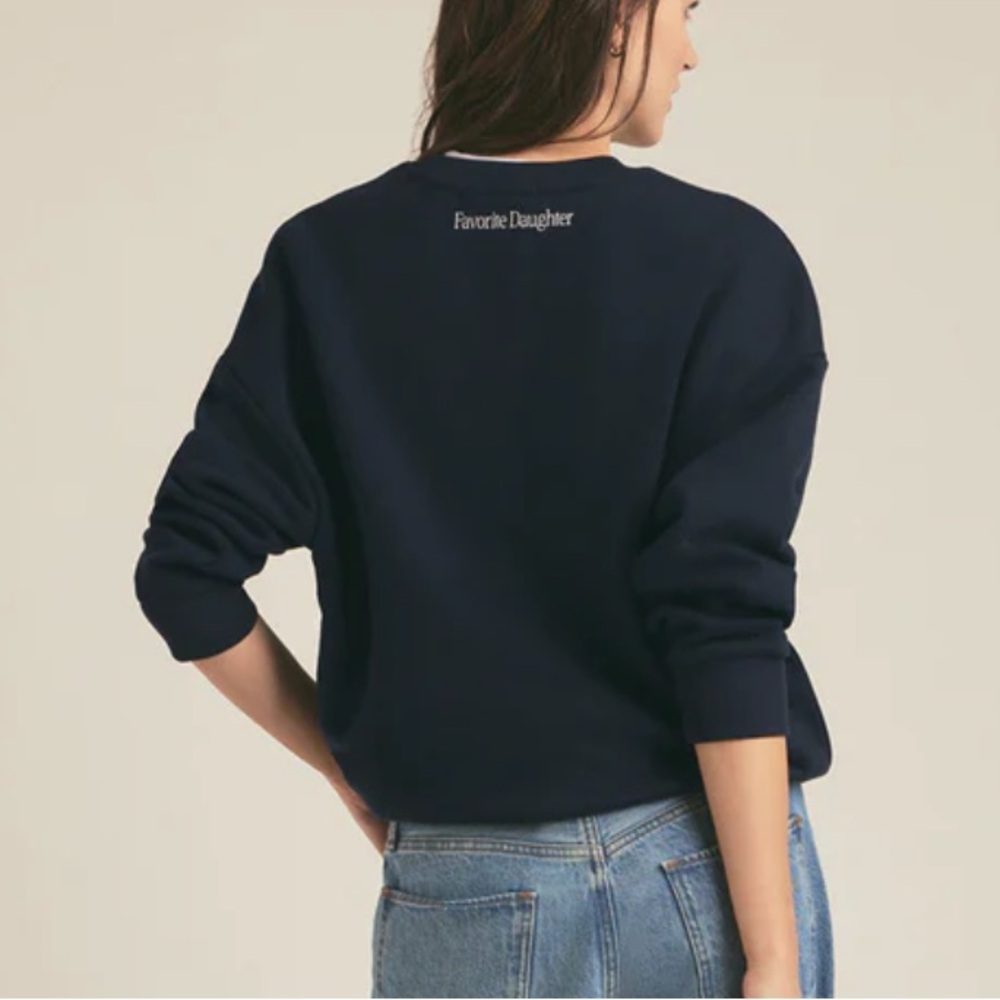 NWT Favorite Daughter SPORTS MOM SWEATSHIRT Large - Picture 2 of 7